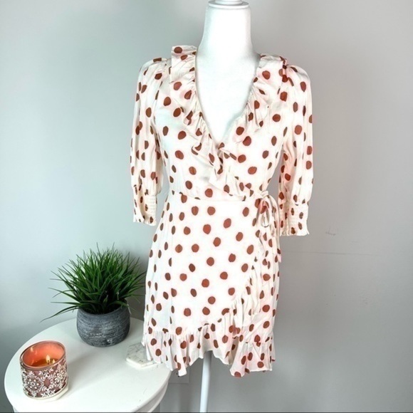 Rixo womens Polka Dot Puff Sleeve Ruffle Wrap Dress size XS - Picture 3 of 13